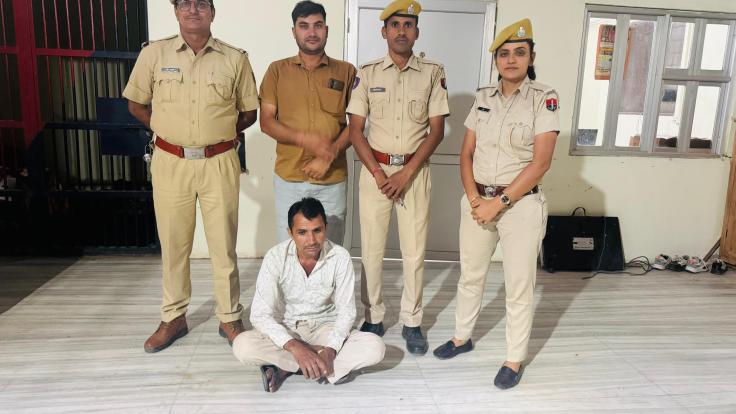 WhatsApp Image 2025-11-10 at 10.44.47 PM-hkI4Upnf19.jpg